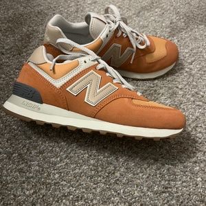 NEW BALANCE 574 Womens Shoes